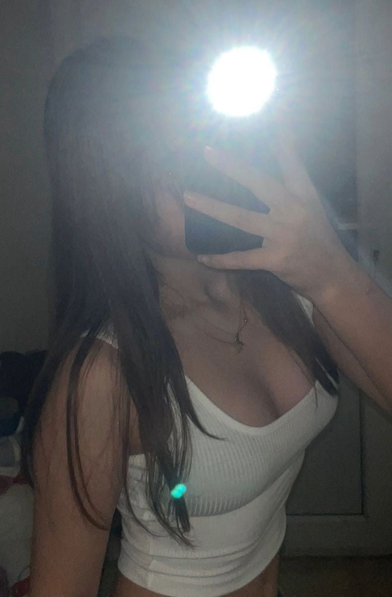 <em>Isabella R.</em>